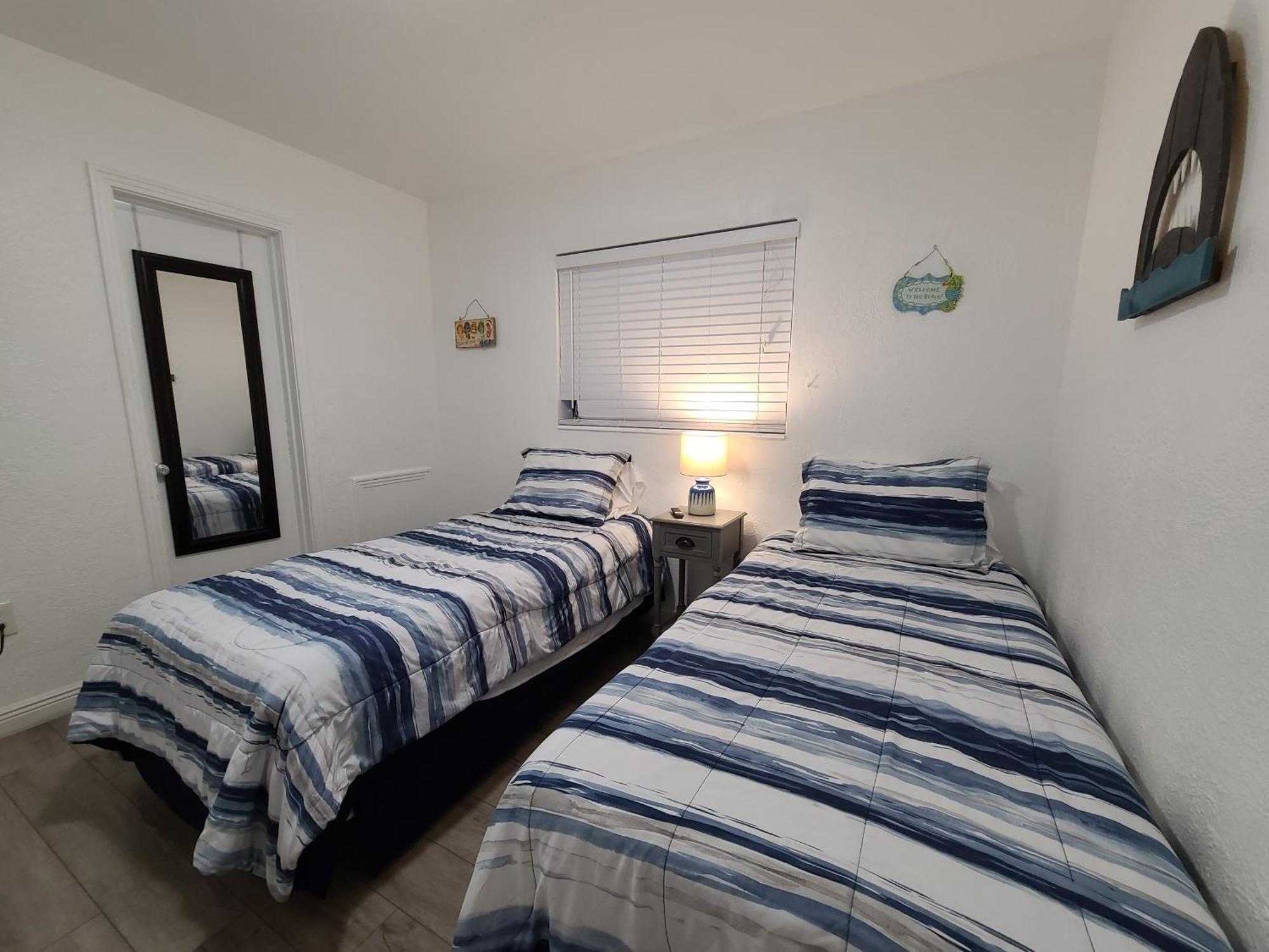 Sun Island Motel Сант Пит Бич Номер фото